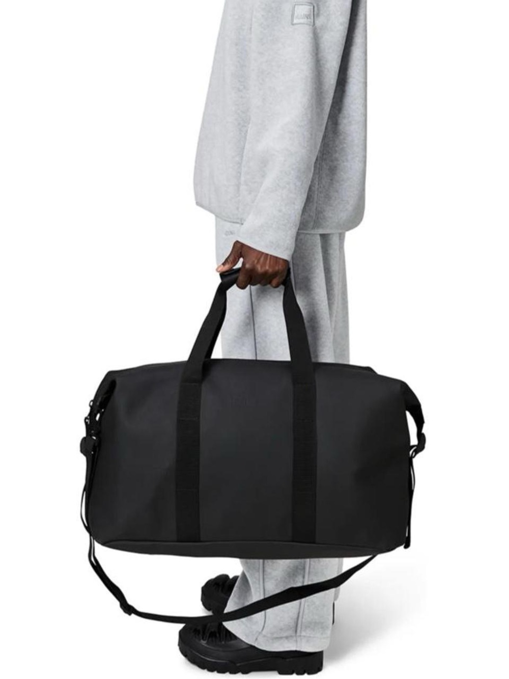 Rains hilo waterproof weekend bag black